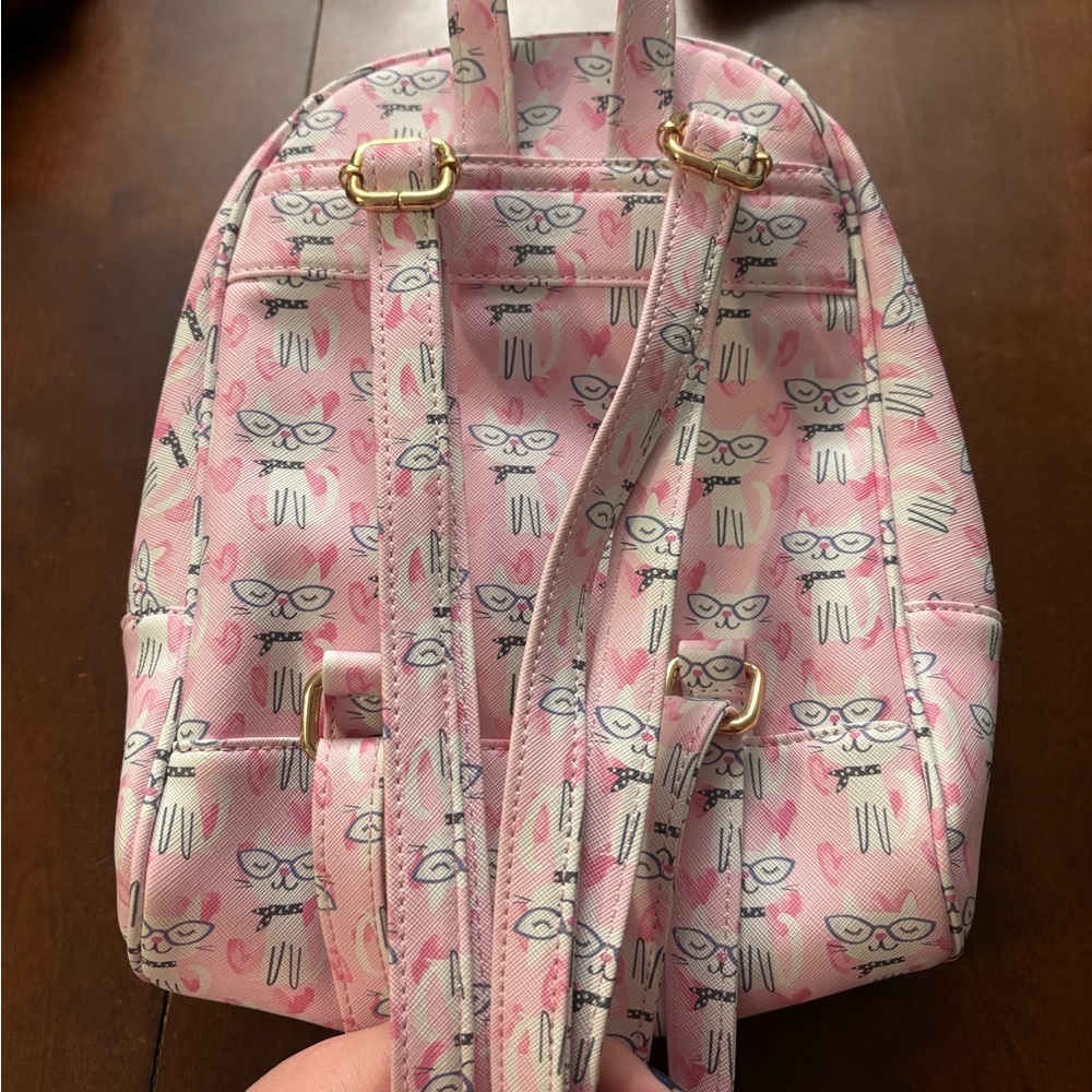 Kitty Pink Backpack with Cat and Heart Design - Picture 2 of 3